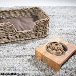 51 Degrees North Voerbak Teak High -Beste Hondenartikelen Winkel 51 degrees north voerbak teak high 211088 1000 none